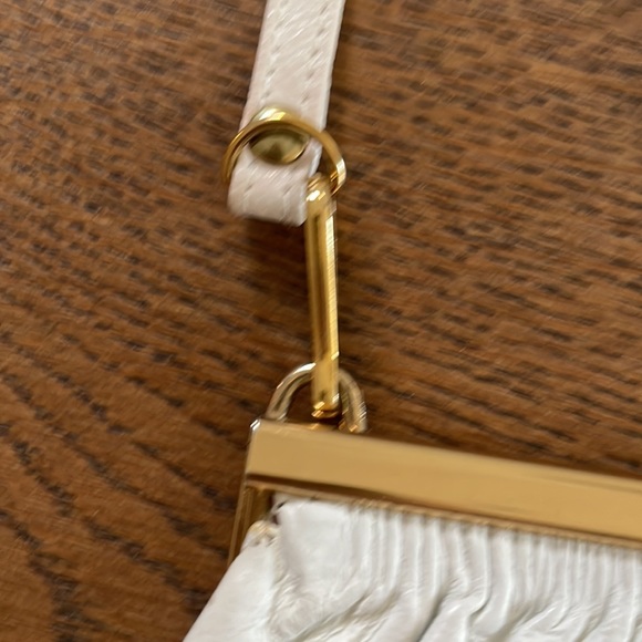 Vintage Elano Durabilt White Leather Envelope Crossbody-Vancouver, BC - Picture 6 of 11